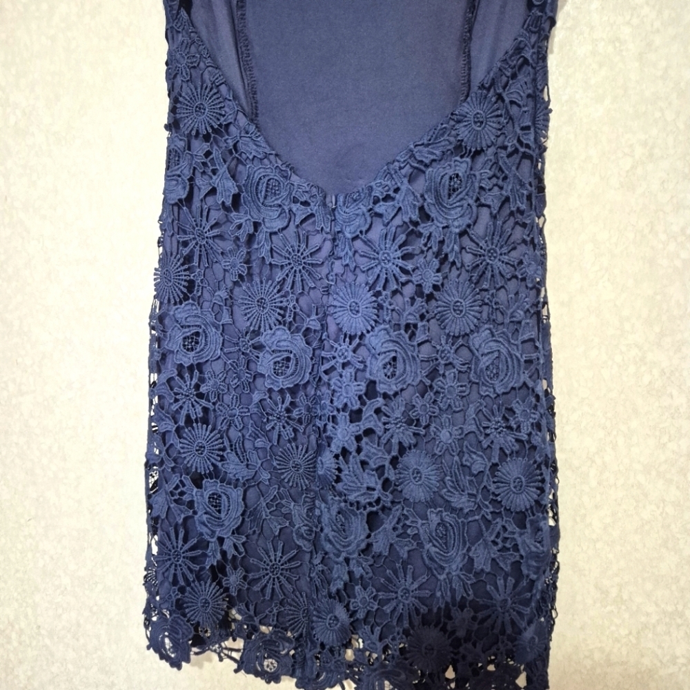 LULUS...Elegant Navy Lace mini Dress..SIZE:M - Picture 9 of 15